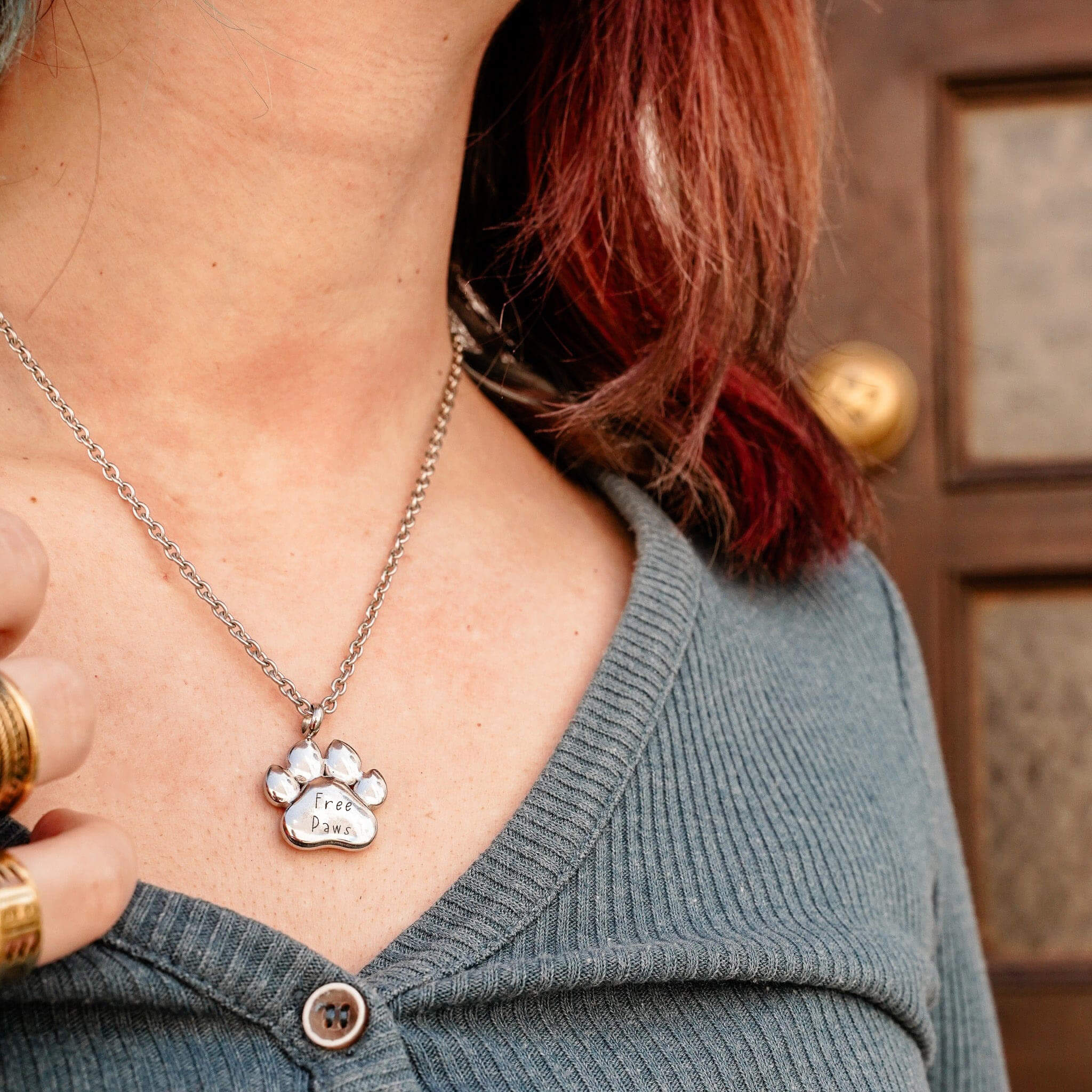 Engravable Silver Paw Necklace - Image 2