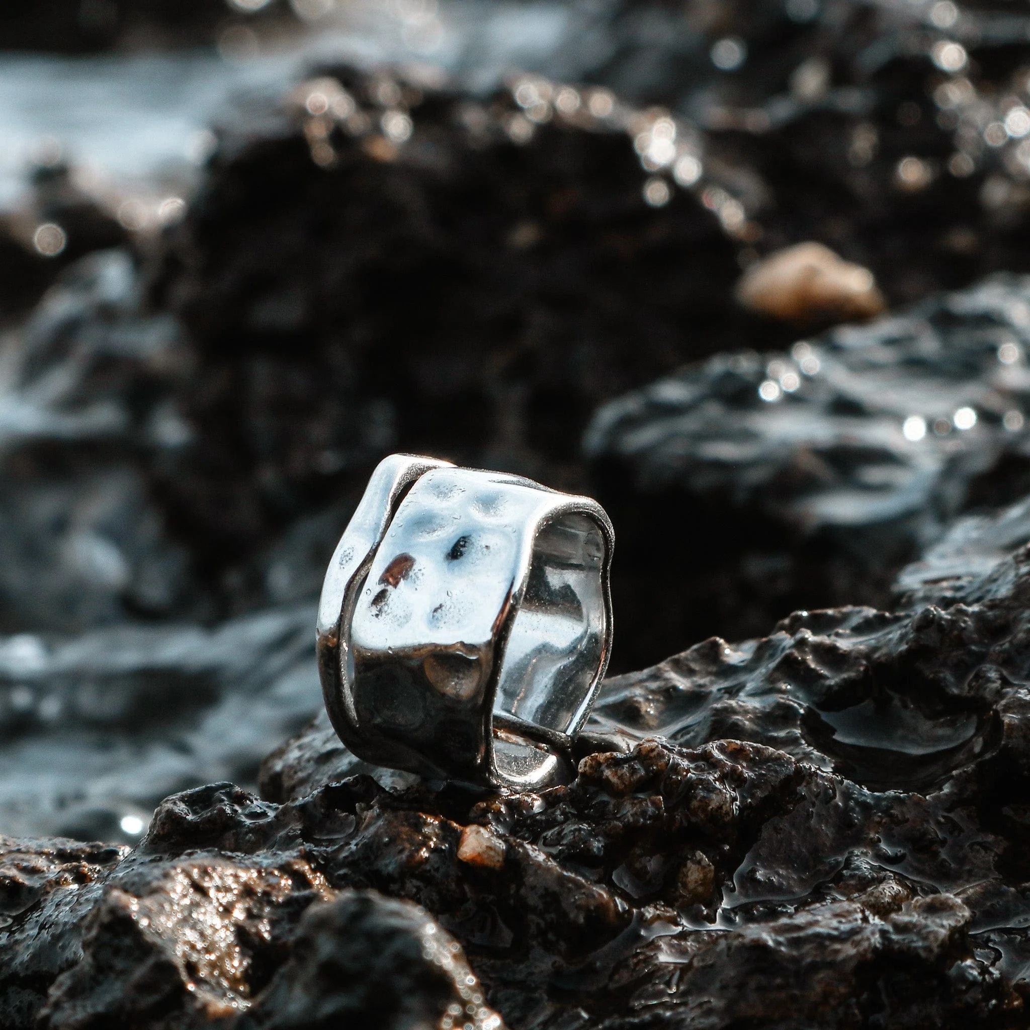 Hammered Heritage Ring - Image 2