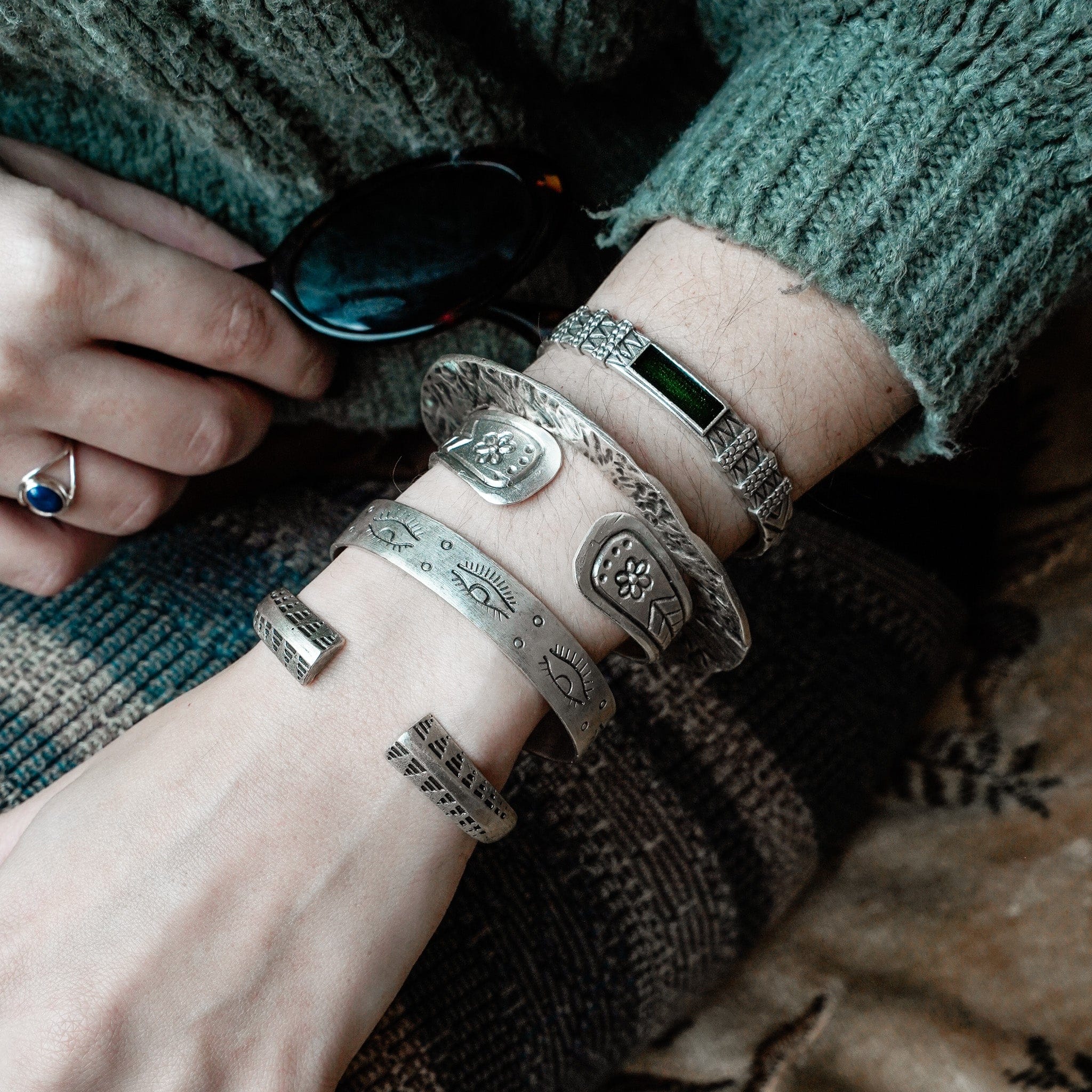 Open Bloom Bracelet - Image 4