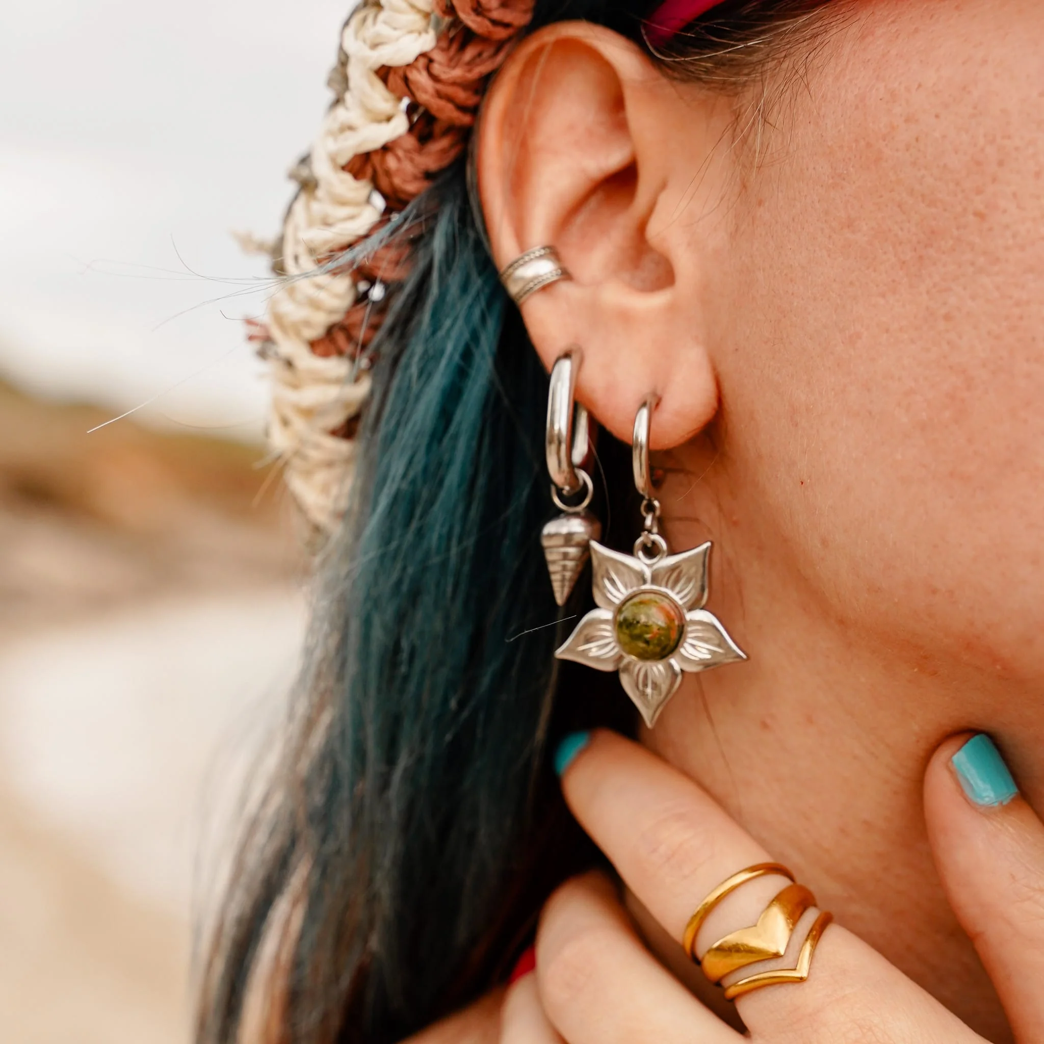 Shell We Dance Earrings - Image 4