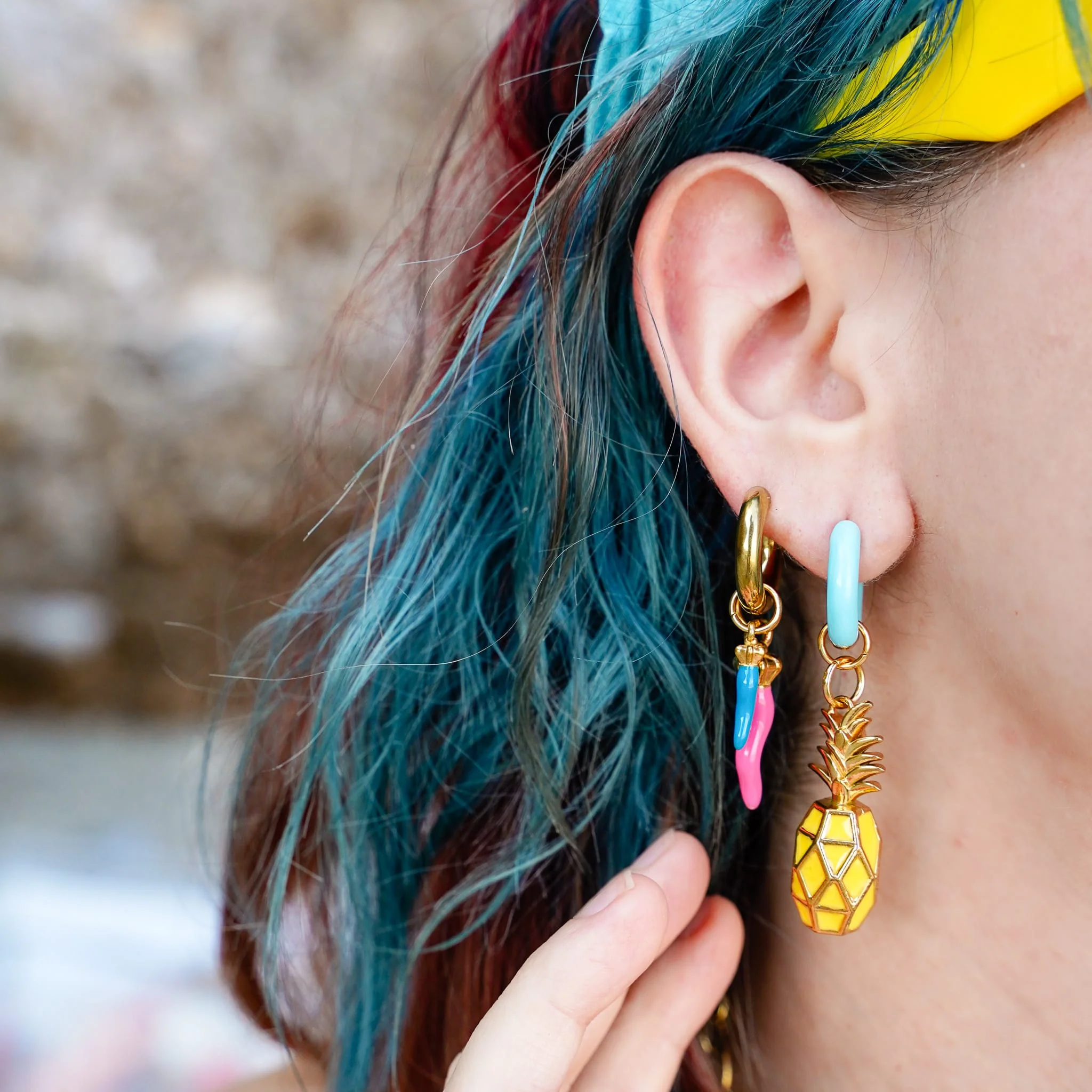 Tiki Bar Earrings - Image 2